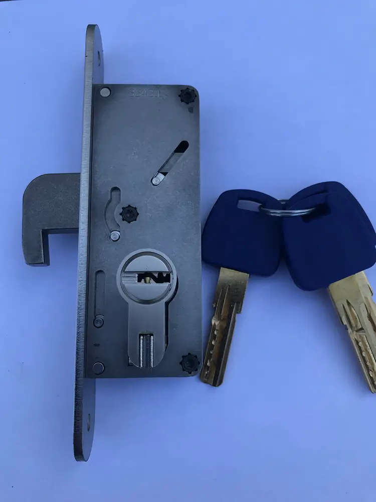Hook Lok with anti snap cylinder